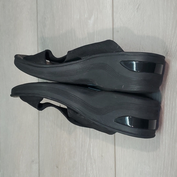 Bzees Womens Desire Comfort Peep Toe Elastic Strap Wedge Sandals shoes s… - Picture 6 of 11